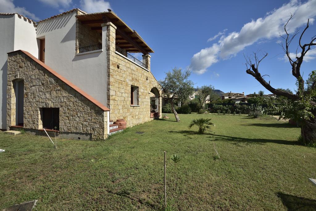 לוצוראי Villa Menhir מראה חיצוני תמונה